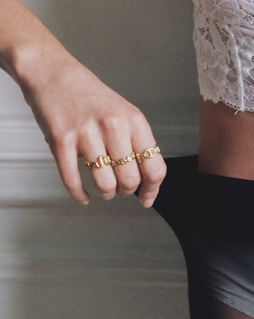‘ESSENCE Ring’
